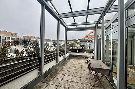 Многокомнатная квартира с более чем пятью комнатами, расположенная в Бежиграде.: 22