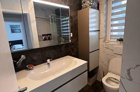 Жилье на Доленской улице: 2