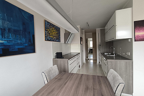 Квартира с тремя комнатами на площади Братушевой: 3