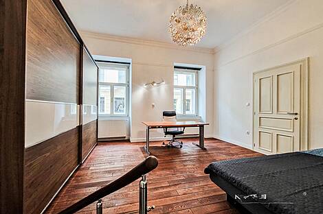 Трехкомнатная квартира в центре: 5