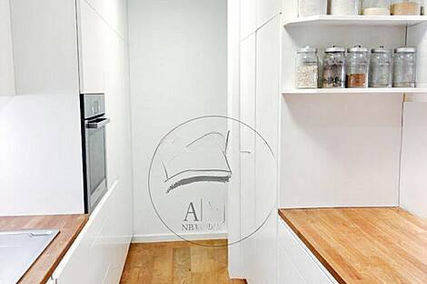 3-комнатная квартира в центре: 2