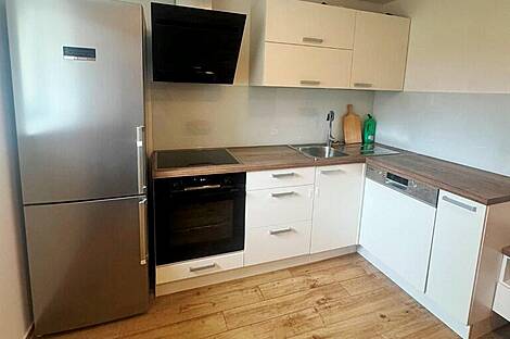 Жилье в спокойном районе Бизовика: 2