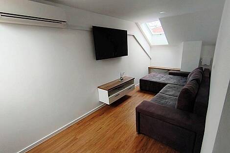 Жилье в спокойном районе Бизовика: 8