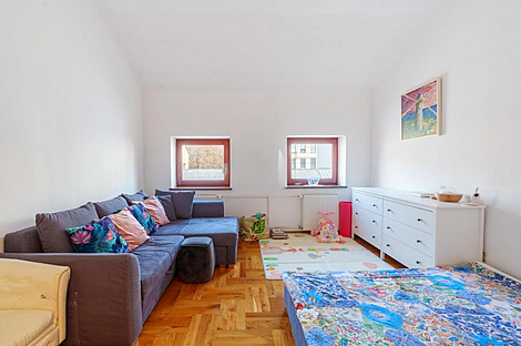 Квартира с четырьмя комнатами в центре.: 6