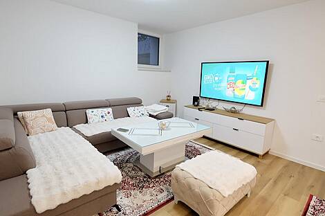 Жилье, 1,5-комнатная квартира Рудник: 3