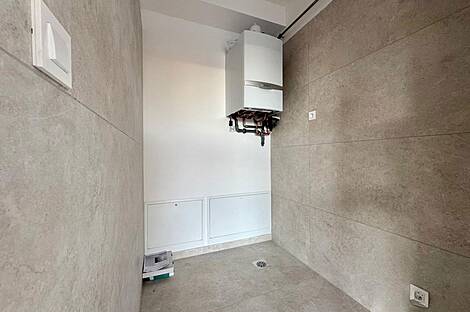 Квартира с тремя комнатами в Черновцах: 16