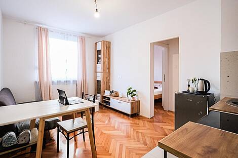 Четырехкомнатная квартира в центре.: 2