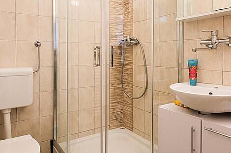 Четырехкомнатная квартира в центре.: 8