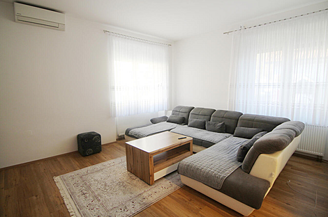 Квартира с тремя комнатами на Новом Руднике: 2