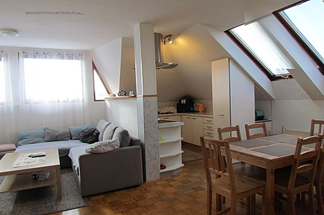 Москва, квартира с 2,5 комнатами: 1