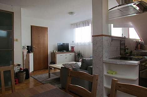 Москва, квартира с 2,5 комнатами: 2