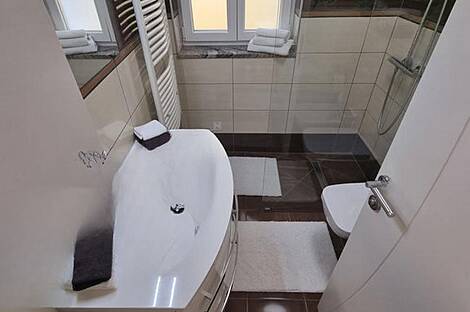 Квартира с тремя комнатами, Копер: 11