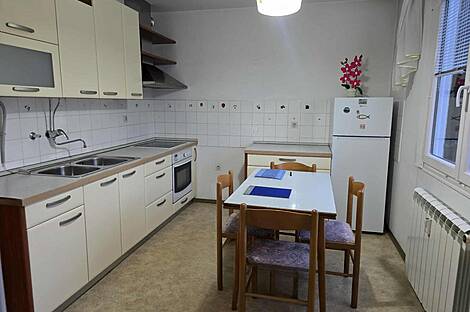 Квартира из одной комнаты Копер: 2