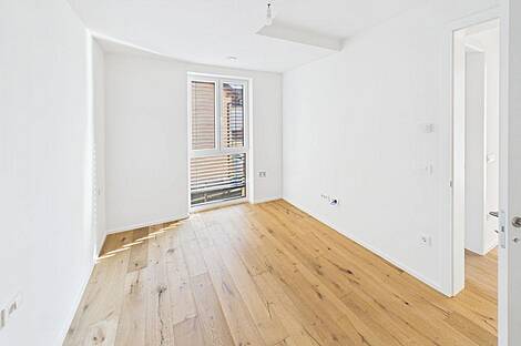 Квартира с тремя комнатами в Поле: 6