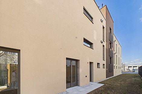 Жильё с тремя комнатами Поле: 12