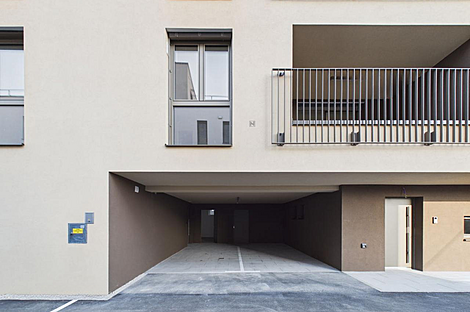 Жильё с тремя комнатами Поле: 15