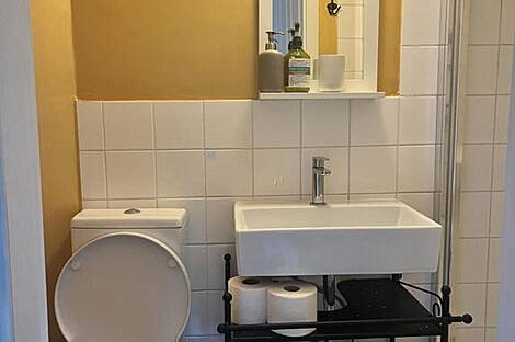 Четырёхкомнатная квартира расположена в Ново-Пиране.: 17