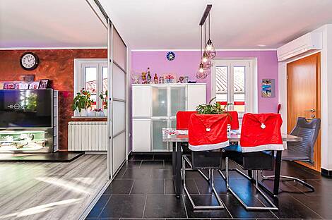 Пятикомнатная квартира в Хроватини: 1