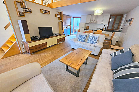 Изола: квартира с четырьмя комнатами: 1