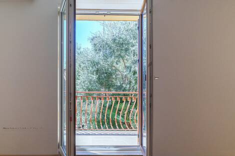 Трёхкомнатная квартира в центре: 6