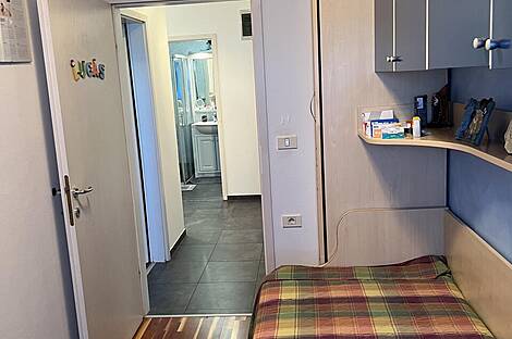 Квартира с тремя комнатами в Изоле: 18