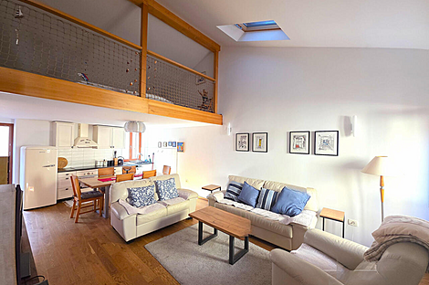 Четырехкомнатный дом в Изола: 1