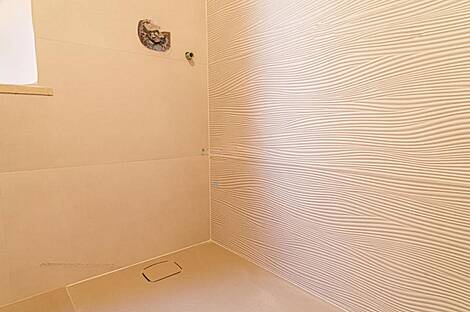 Копер - трёхкомнатная квартира: 11