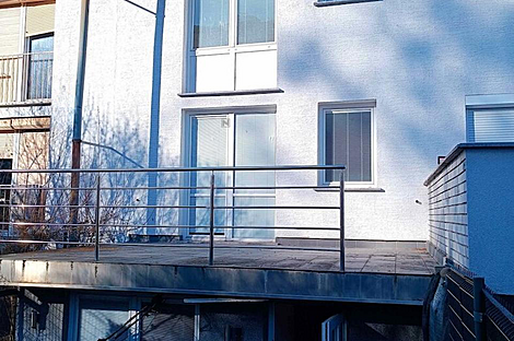 Дом с террасой в Ново Любляне в районе Бежиград: 3