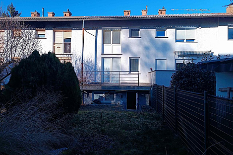 Дом с террасой в Ново Любляне в районе Бежиград: 4