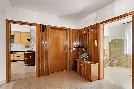 Дом Задоброва в Смартно-Подготской.: 14