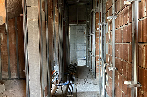 Дом Лонг Брдо: 11