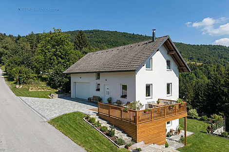 Дом Лонг Брдо: 12