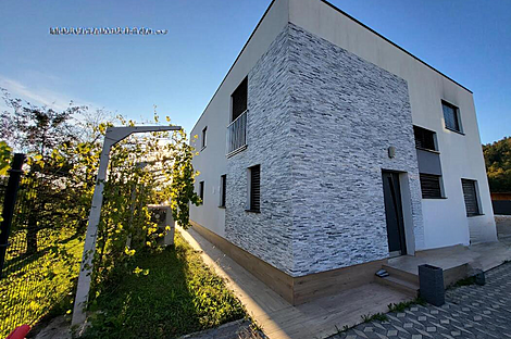 Дом, Любляна, Бежиград, Подгорица.: 1