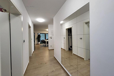 Дом, Любляна, Бежиград, Подгорица.: 6