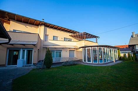 Жилище, Ежица: 2