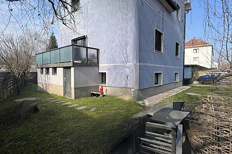 Дом, Зелёная впадина: 2