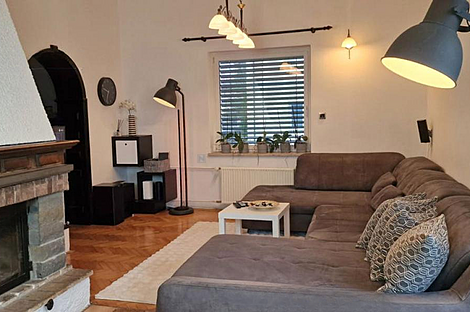 Дом, Зелёная впадина: 6