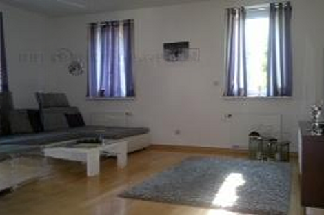 Любляна, район Бежиград, дом: 8