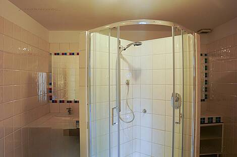 Дом, Грушевый сад: 24