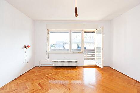 Дом в Ново Блед: 19