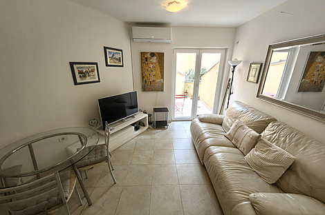 Квартира с тремя комнатами в центре Порторожа: 1