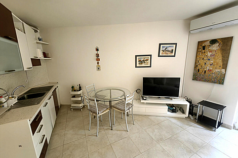 Квартира с тремя комнатами в центре Порторожа: 3