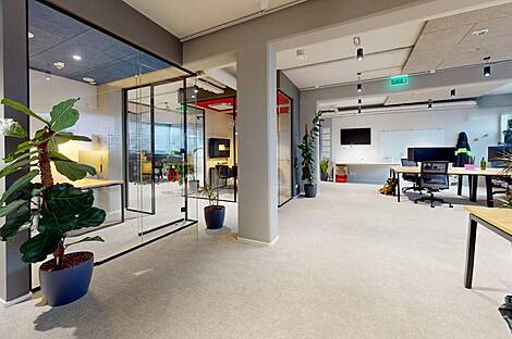 Офисное здание в центральной части города: 6