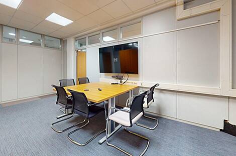 Центральное офисное здание : 1