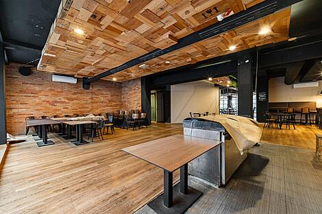 Центр коммерческой недвижимости: 3