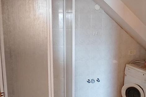 Торговое здание: 16