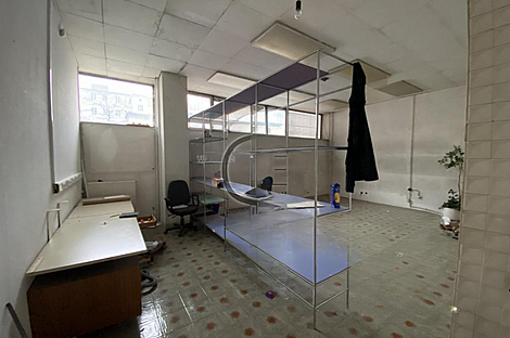 Центральное офисное пространство: 4