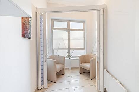 Центр: коммерческое помещение: 9