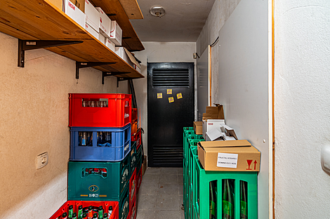 Торговое помещение в Мосте: 21