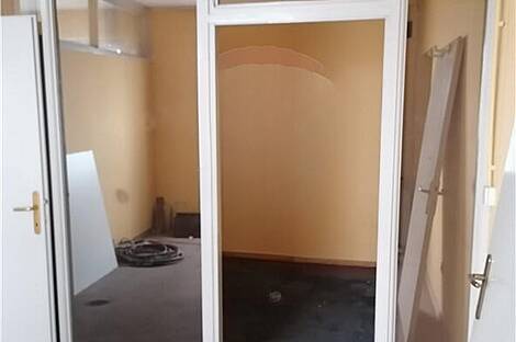 Помещение для коммерции находится в Центре: 17